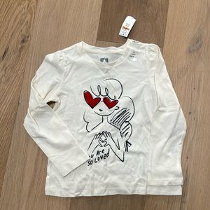 New Gap Heart Tee shirt